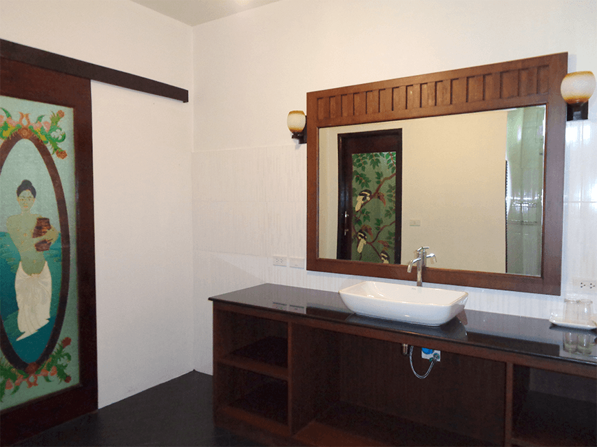 Another bathroom angle